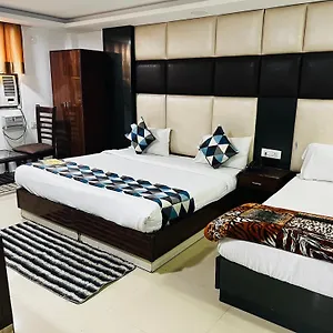 Le Mount Plaza Near Igi Airport Delhi New Delhi