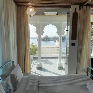 Paddy's Loft The View Udaipur